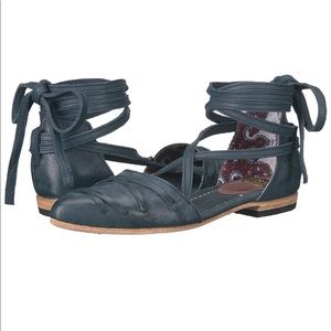 Freebird Eryn Lace Up Flats